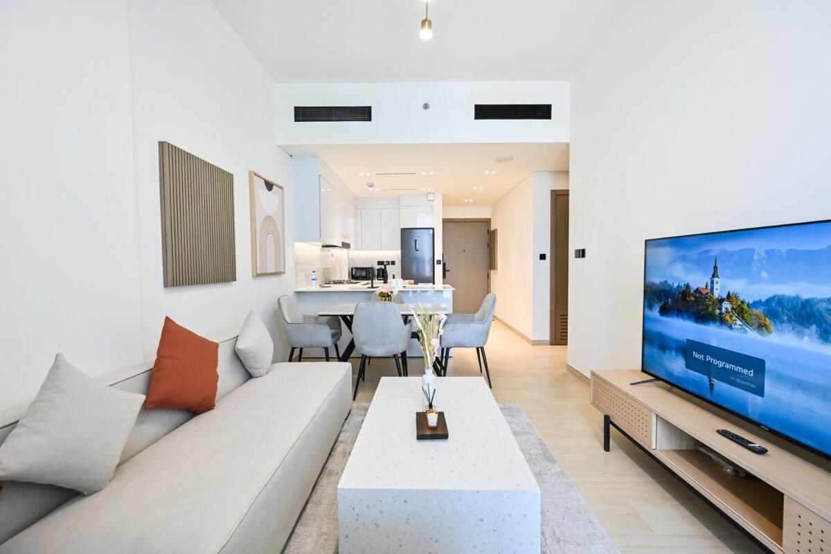 Apartment Stunning 1 Bdr Luxury At Jvc *